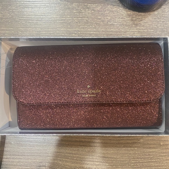 Wallet from Kate spade. New still in a box and with tag. - Picture 3 of 8